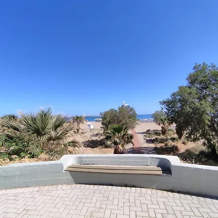 Apartmán Stratos Seaside Corner *