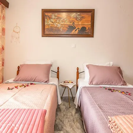Stratos Seaside Corner Appartement *